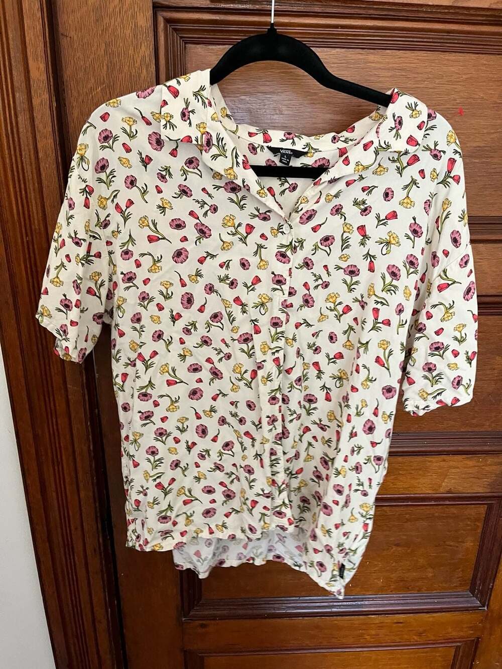 Vans Wyld Printed Resort Shirt in Marshmallow Floral